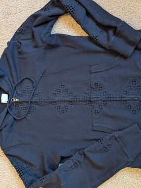 Lucky Brand Black Hooded Sweatshirt with Logo Tag